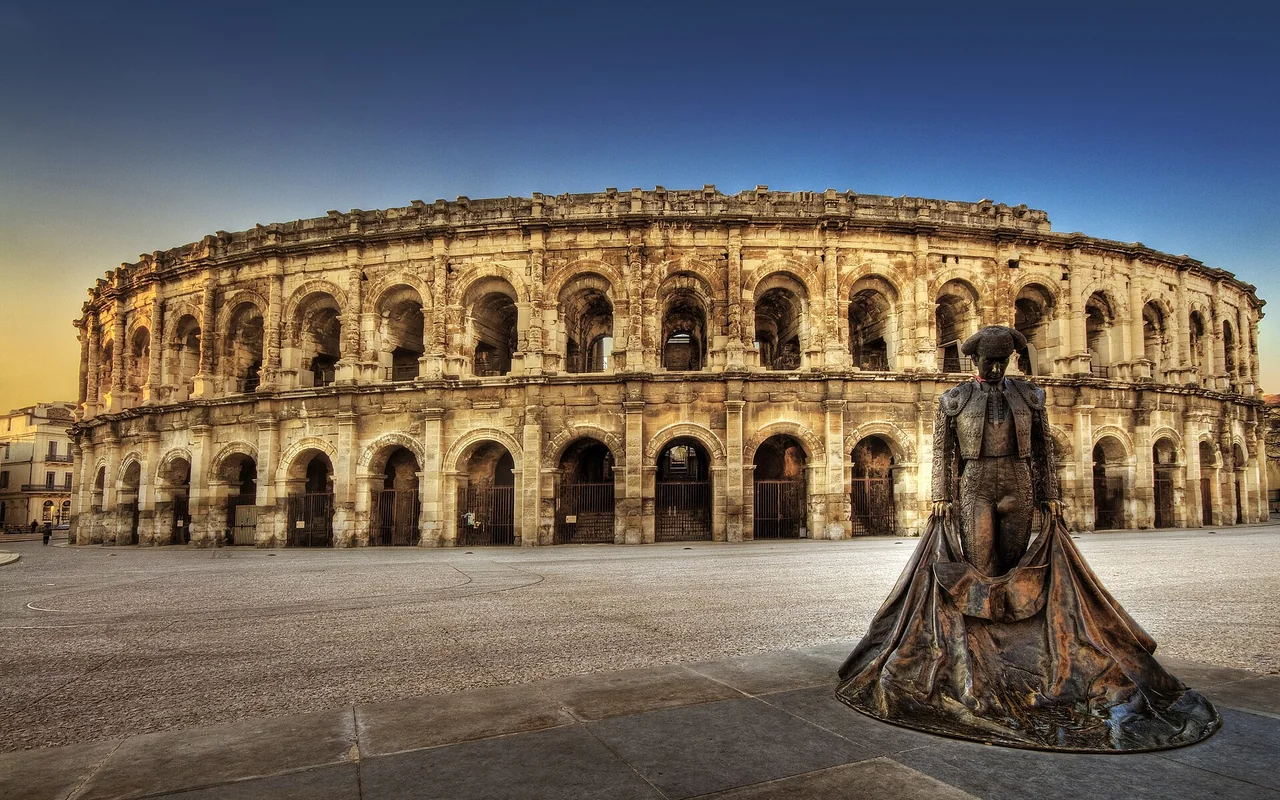 Paysage illustrant le dossier solaire de Nîmes